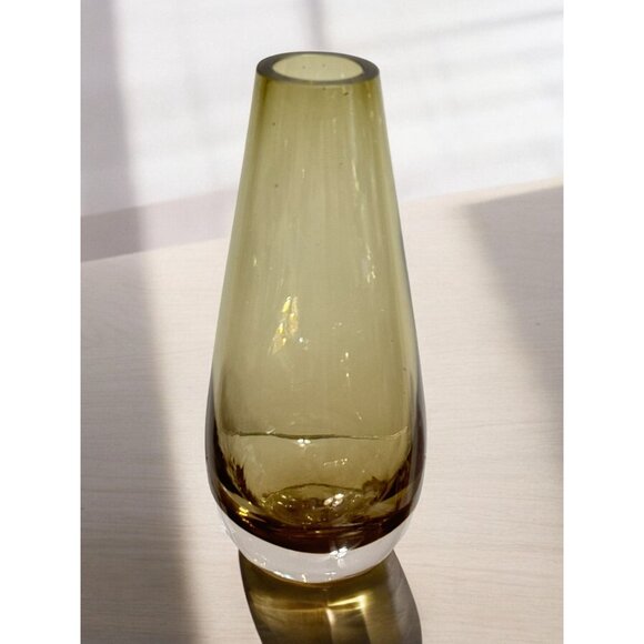 Mid-Century Modern Smoke Glass Vase - Picture 5 of 12